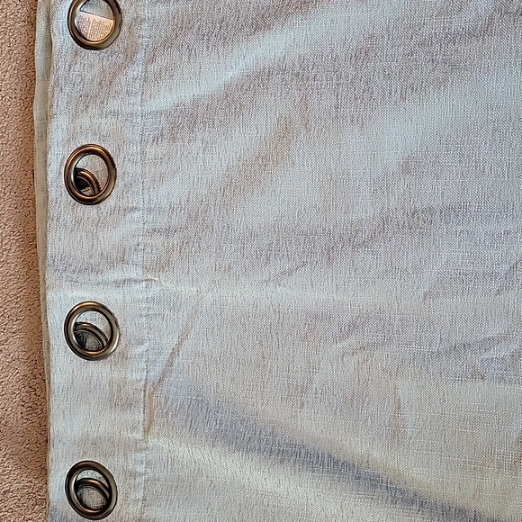 X2 Drape Panels - Picture 2 of 5